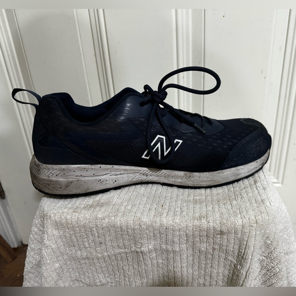 New Balance Logic Safety Toe - image 7